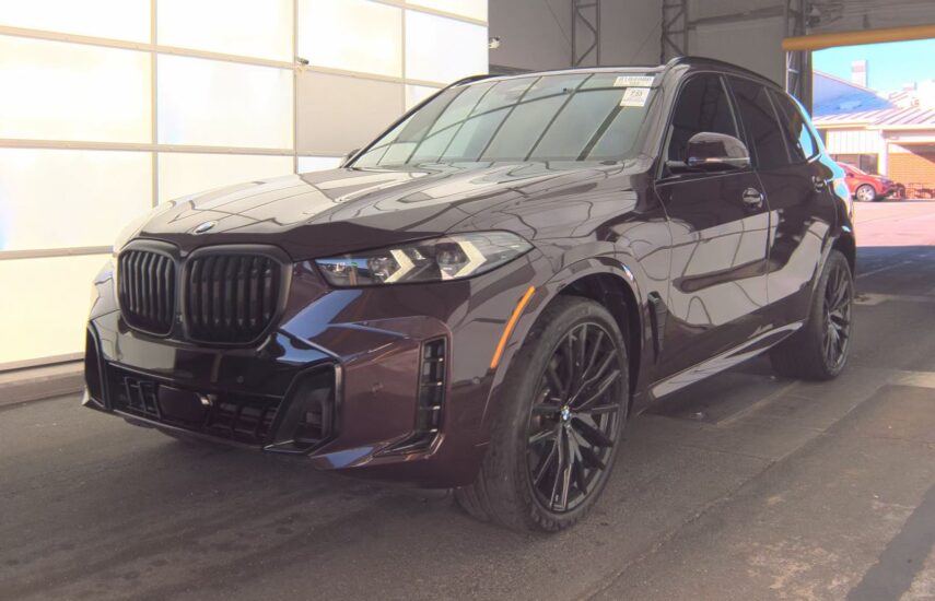 2025 BMW M5 xDrive40i M SPORT LINE