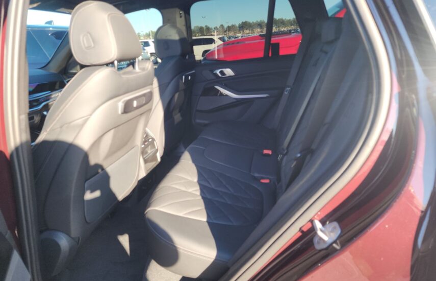 2025 BMW M5 xDrive40i M SPORT LINE