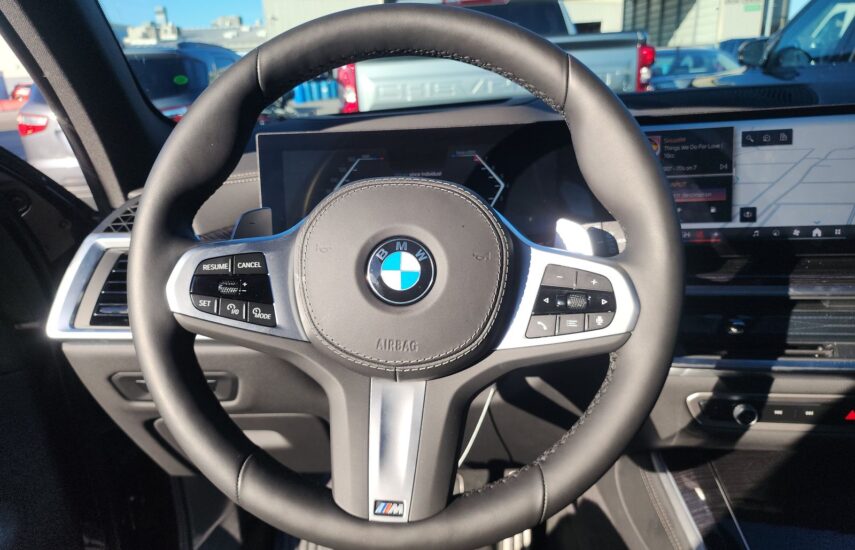 2025 BMW M5 xDrive40i M SPORT LINE