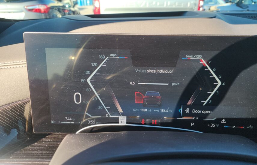 2025 BMW M5 xDrive40i M SPORT LINE