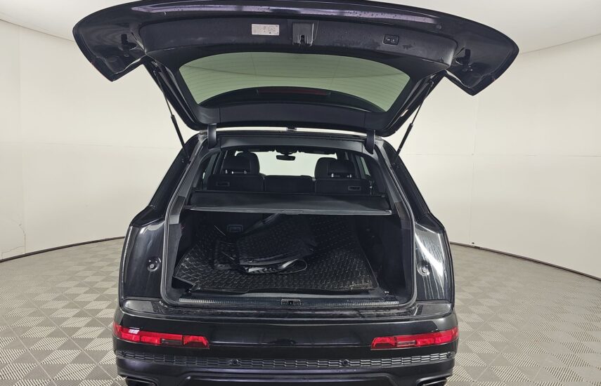 2025 Audi Q7 Premium Plus 45 TFSI