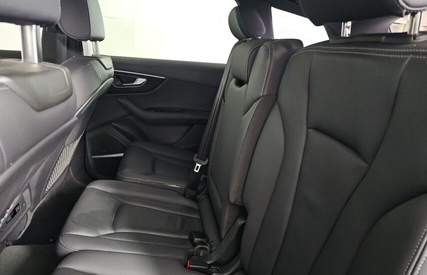 2025 Audi Q7 Premium Plus 45 TFSI