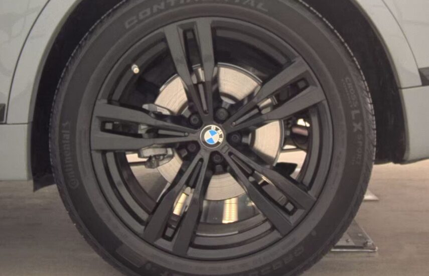 2023 BMW X7 Sports Activity