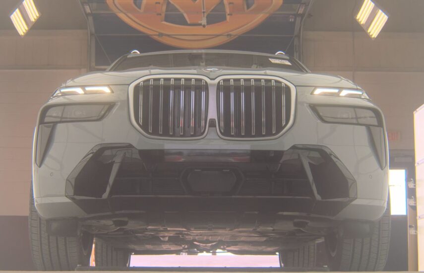 2023 BMW X7 Sports Activity