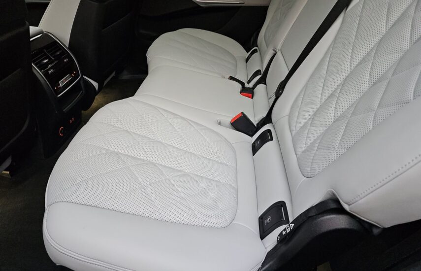 2023 BMW X7 Sports Activity