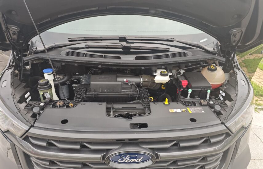 Ford Transit 2023 2.0T Diesel Automatic Multi-Function Commercial Vehicle Short Wheelbase Low Roof 5/6 Seats